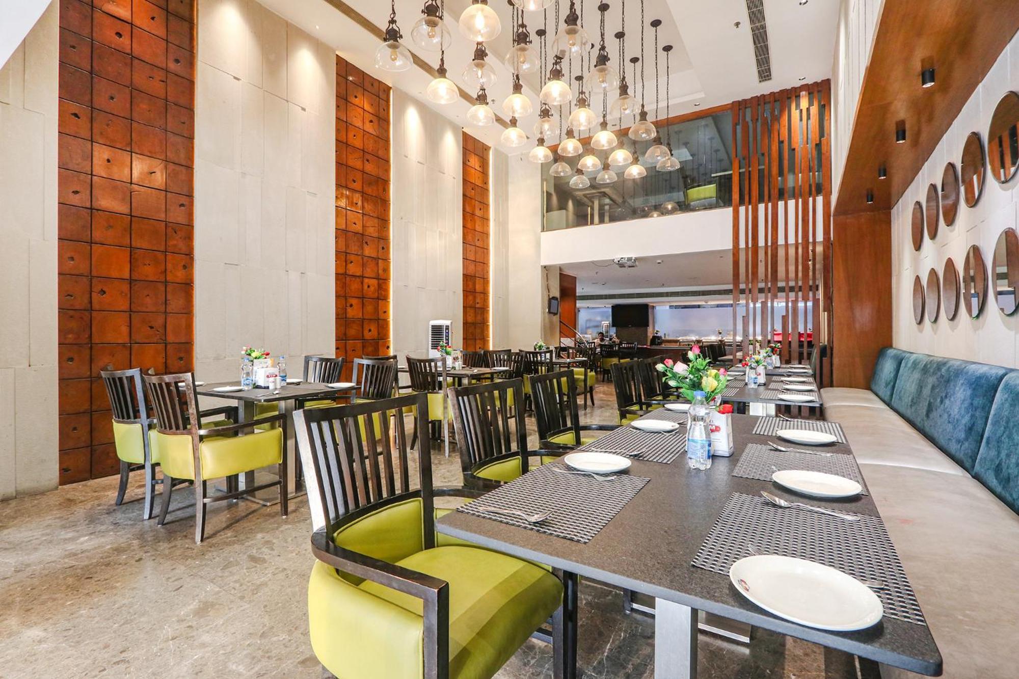 Fabhotel Prime Svm Grand - Banjara Hills ไฮเดอราบัด ภายนอก รูปภาพ